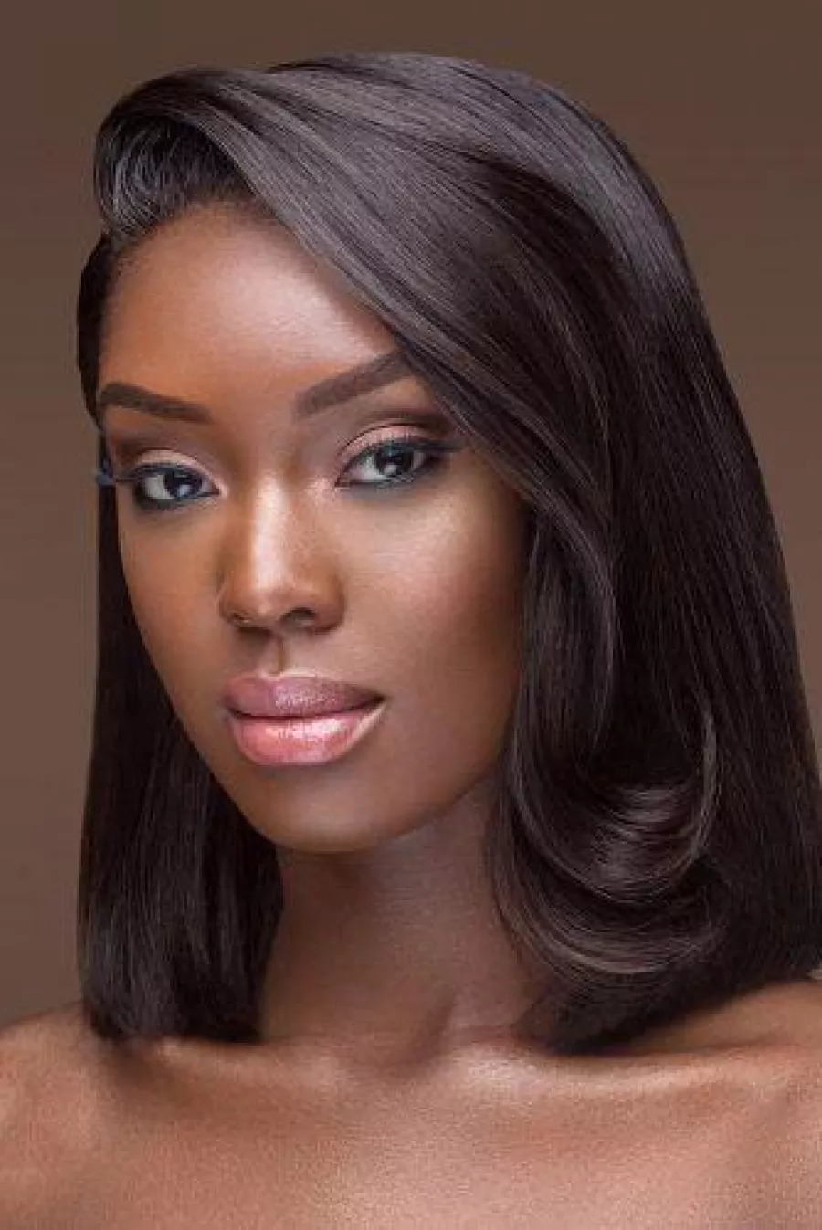 أحد أجمل ألوان البشرة الدافئة