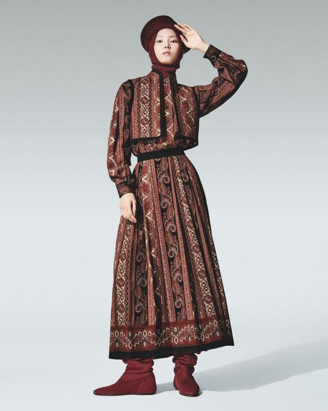 المجموعة النسائية من لورو بيانا توازن بين الخفة والأناقة