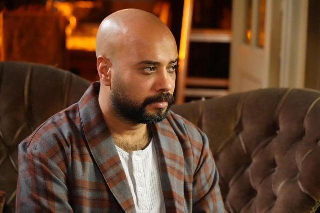  الموت يفجع الفنان حاتم صلاح في أعز الناس