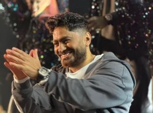 تامر حسني يوثّق مشاركته في إحدى المبادرات الإنسانية (فيديو)