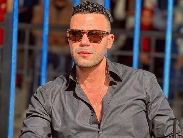 محمد إمام يوجّه رسالة لفريق عمل 