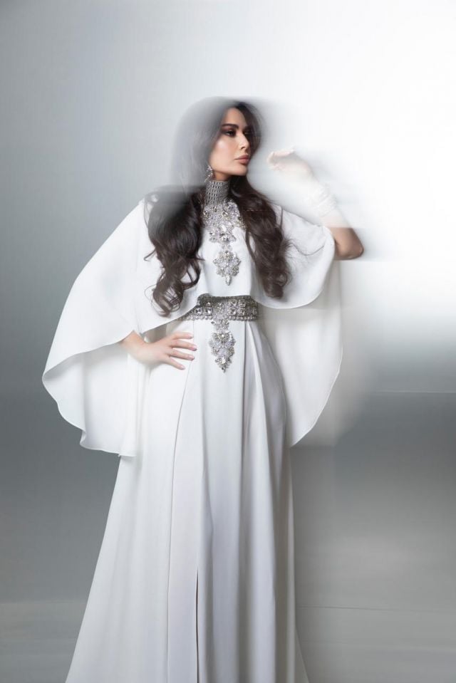 سيرين عبد النور بإطلالة شرقية