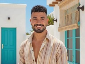 محمد أنور يرد على انتقادات ليلى علوي وبيومي فؤاد (فيديو)