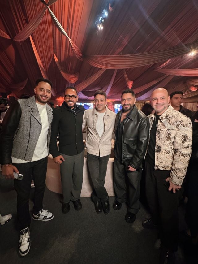 تامر حسني مع عصام السقا وتامر حسين وعزيز الشافعي