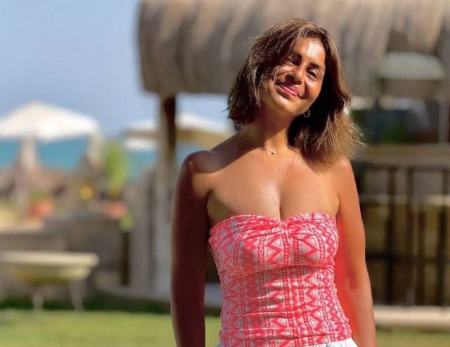 الفنانة منة فضالي