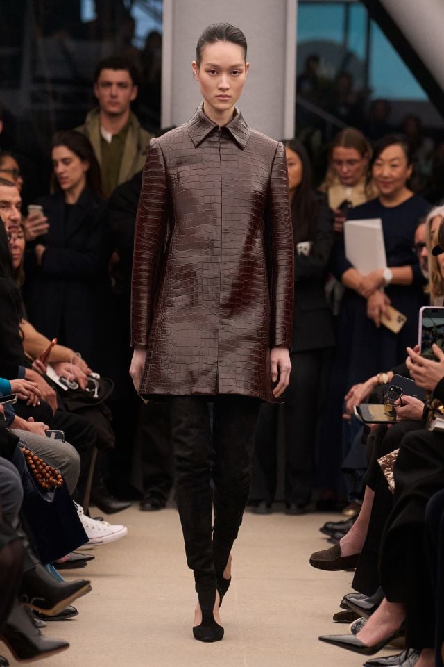 من مجموعة أزياء ALAÏA خريف/شتاء 2026