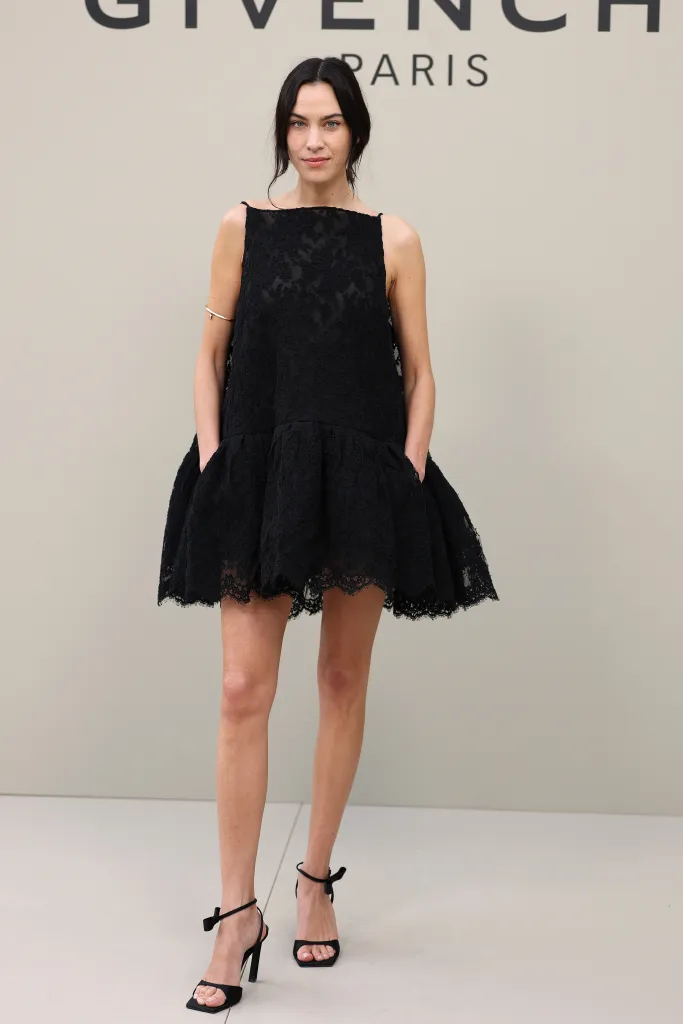 ألكسا تشانغ: الدانتيل والأنوثة الناعمة