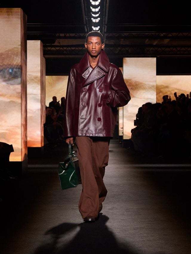 إطلالة Gideon من مجموعة بالنسياغا شتاء 2026