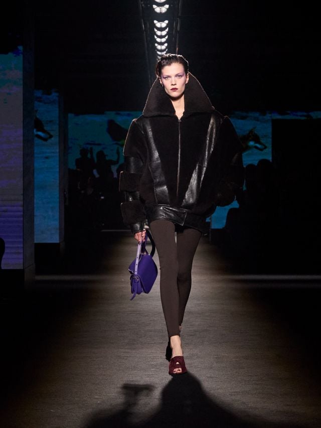 إطلالة ALIX من مجموعة بالنسياغا شتاء 2026 