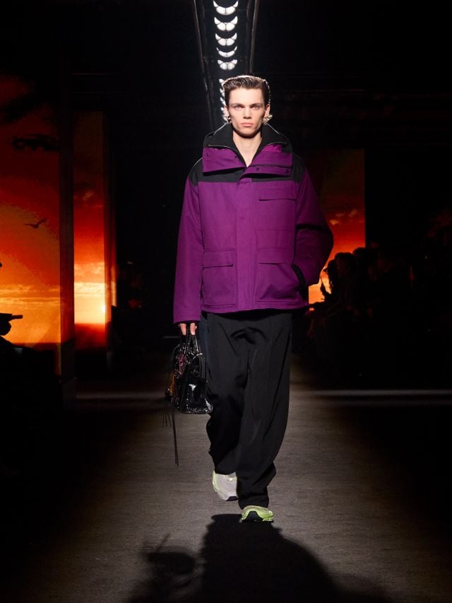 إطلالة HUGO من مجموعة بالنسياغا شتاء 2026 