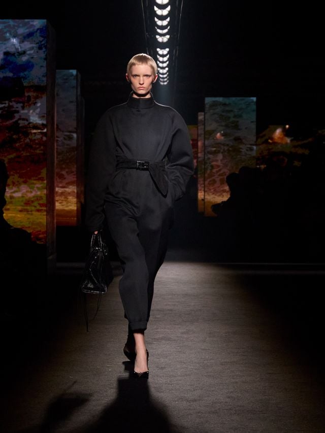 إطلالة Gretchen من مجموعة بالنسياغا شتاء 2026