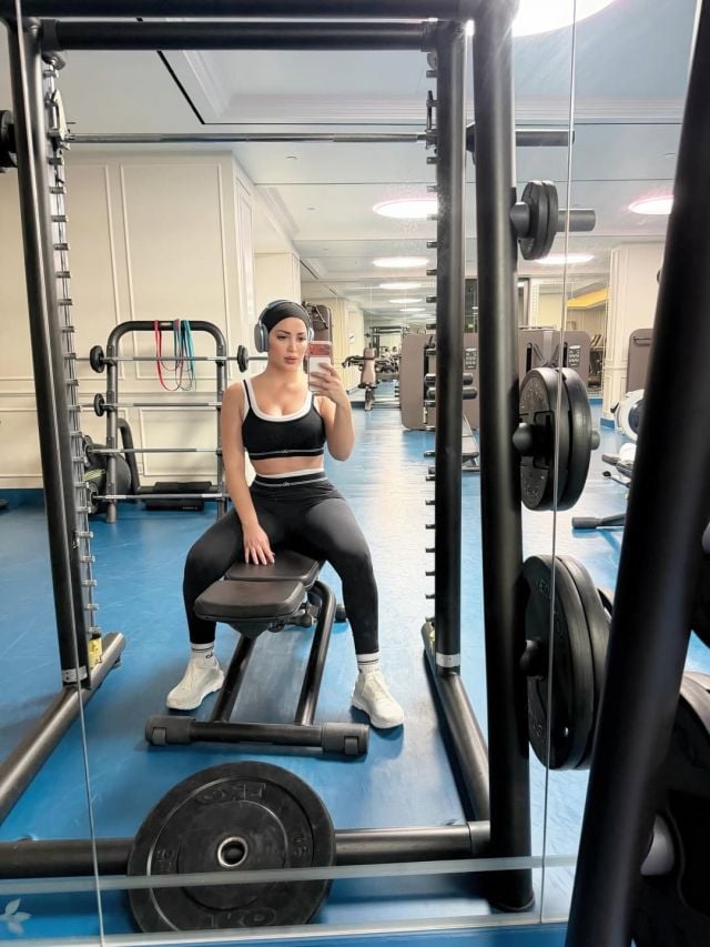 نسرين طافش تلفت الأنظار بملابس الرياضة