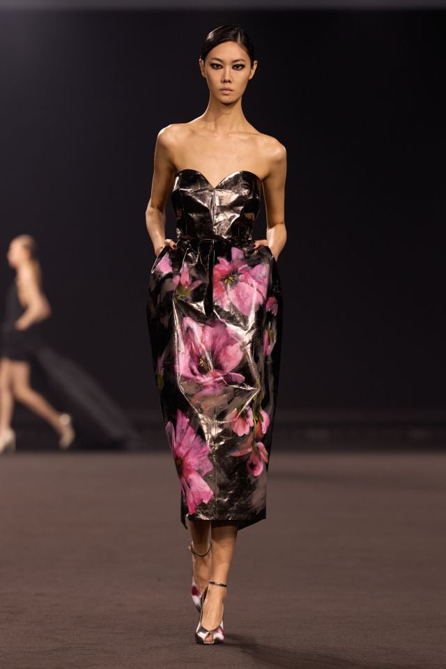 عرض أزياء إيلي صعب خريف/شتاء 2026-2027