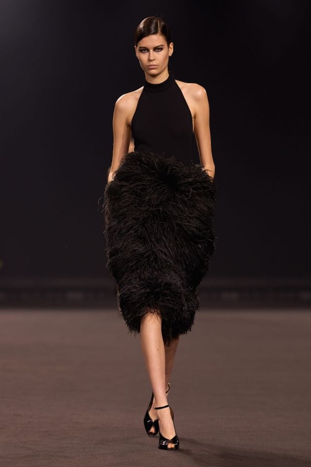 عرض أزياء إيلي صعب خريف/شتاء 2026-2027