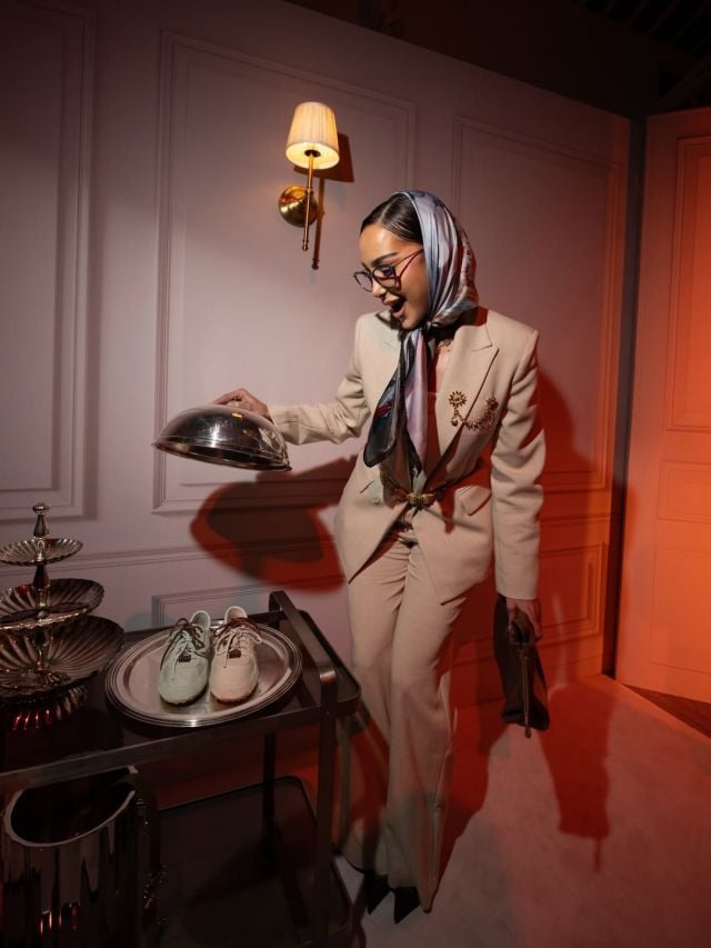 بسمة بوسيل ببدلة كلاسيكية أنيقة