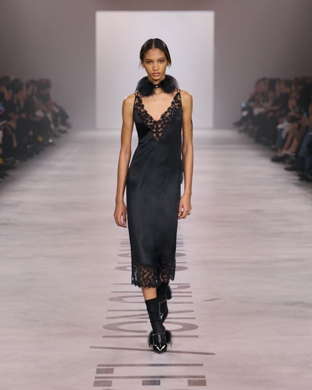 عرض أزياء فندي لخريف وشتاء 2026
