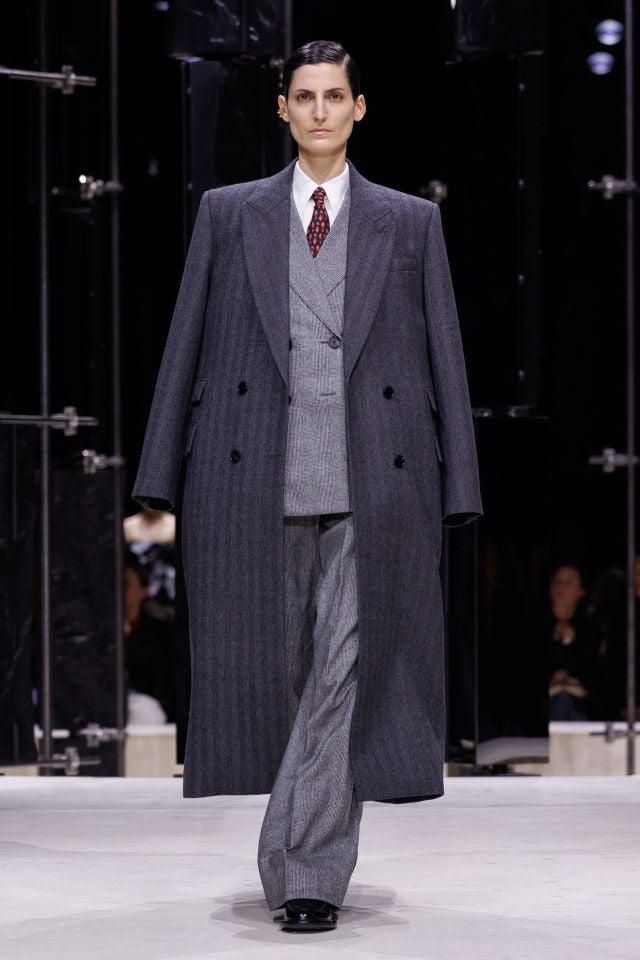 عرض أزياء جيفنشي مجموعة خريف/شتاء 2026 