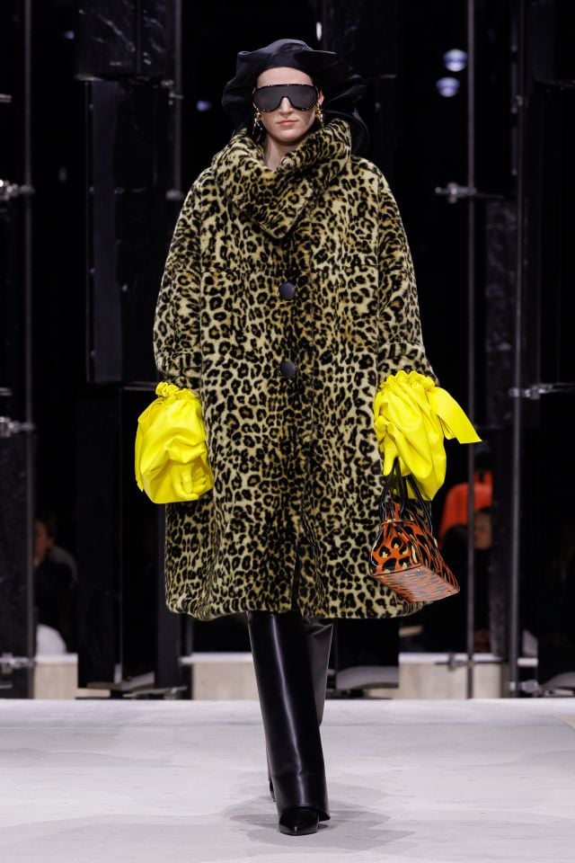 عرض أزياء جيفنشي مجموعة خريف/شتاء 2026 