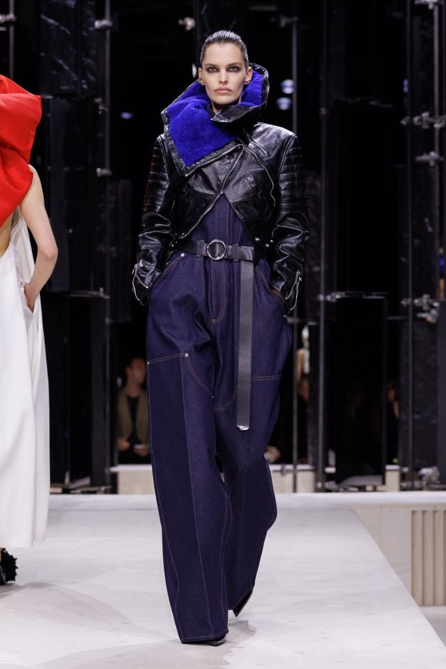 عرض أزياء جيفنشي مجموعة خريف/شتاء 2026 