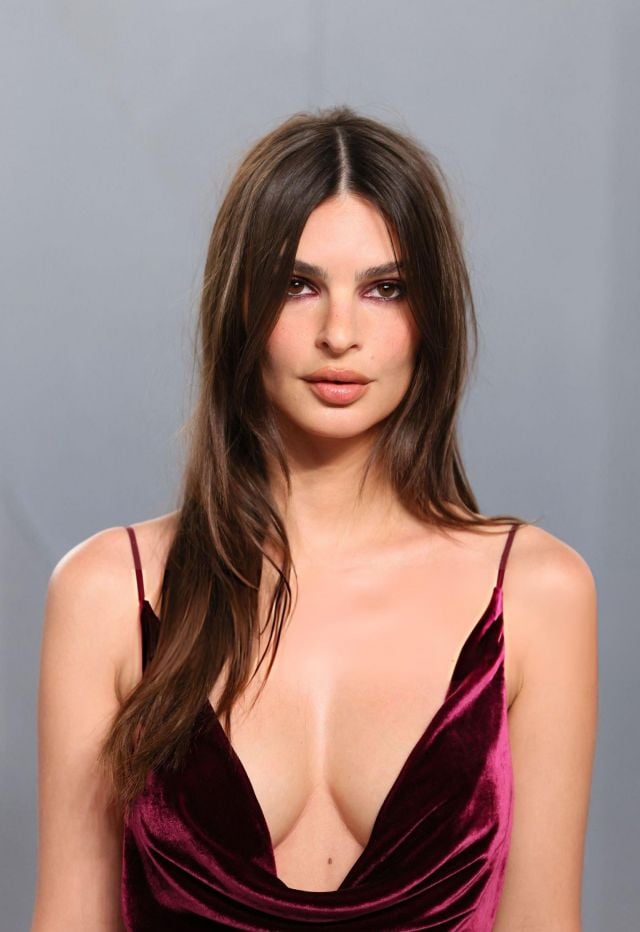 إميلي راتاجكوسكي بلقطة قريبة