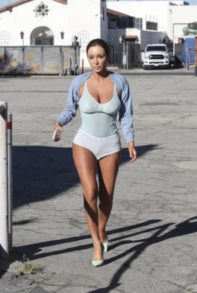 إطلالة بيانكا سينسوري