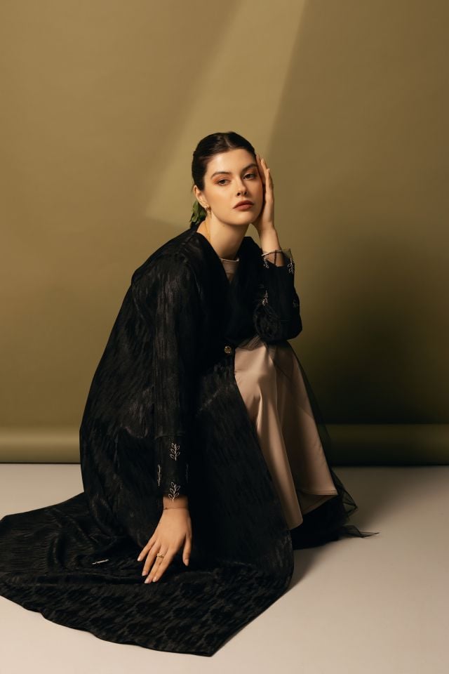 أزياء زهراء علي 