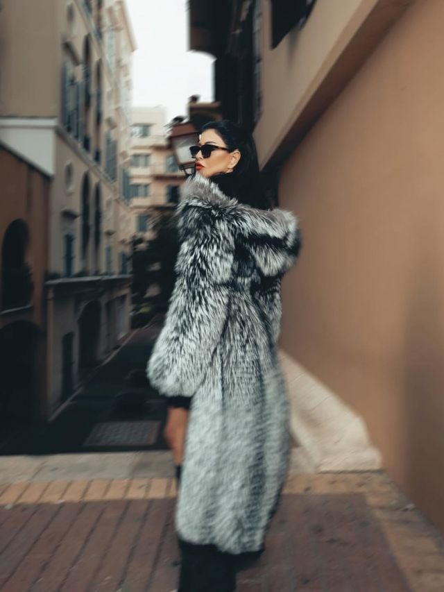 جومانا مراد تتألق بالفرو الفخم