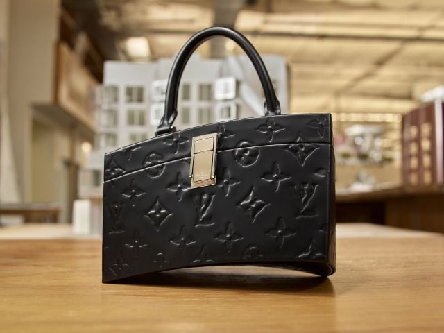 حقيبة Louis Vuitton × Frank GehryARIO