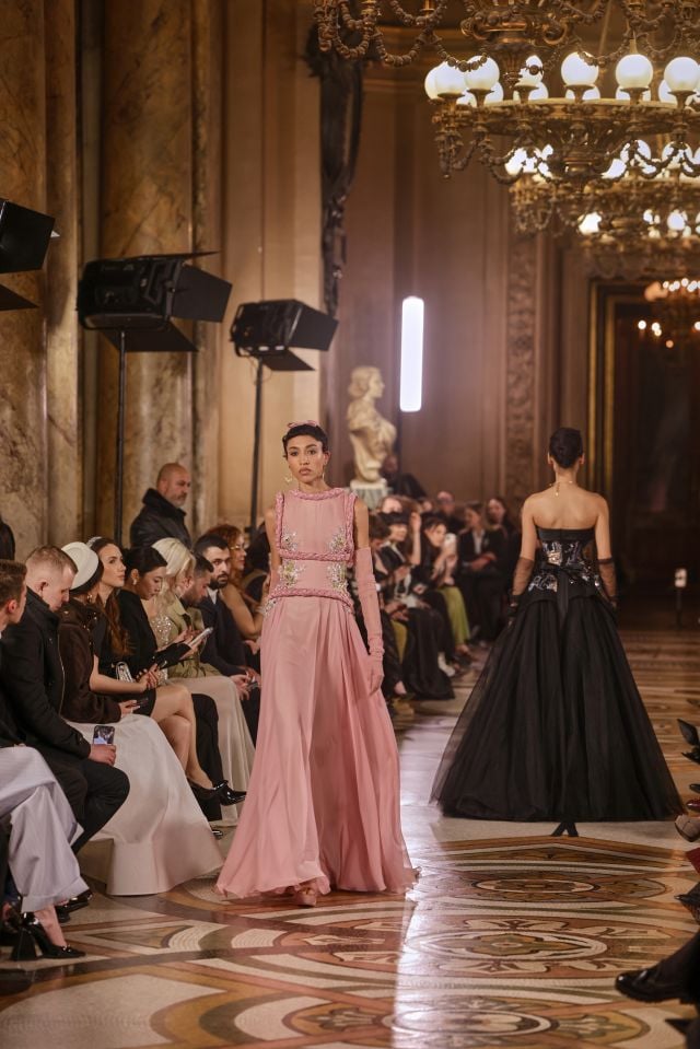 عرض أزياء إيلي فغالي لموسم ربيع وصيف 2026 