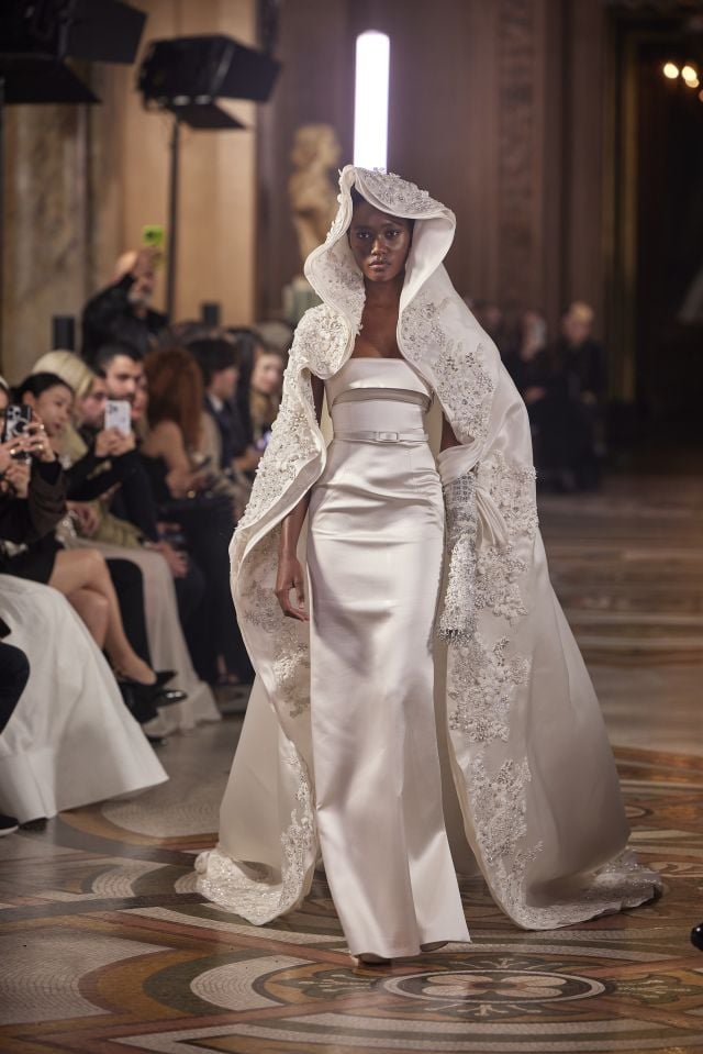 عرض أزياء إيلي فغالي لموسم ربيع وصيف 2026 