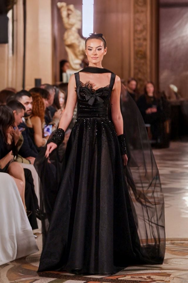 عرض أزياء إيلي فغالي لموسم ربيع وصيف 2026 