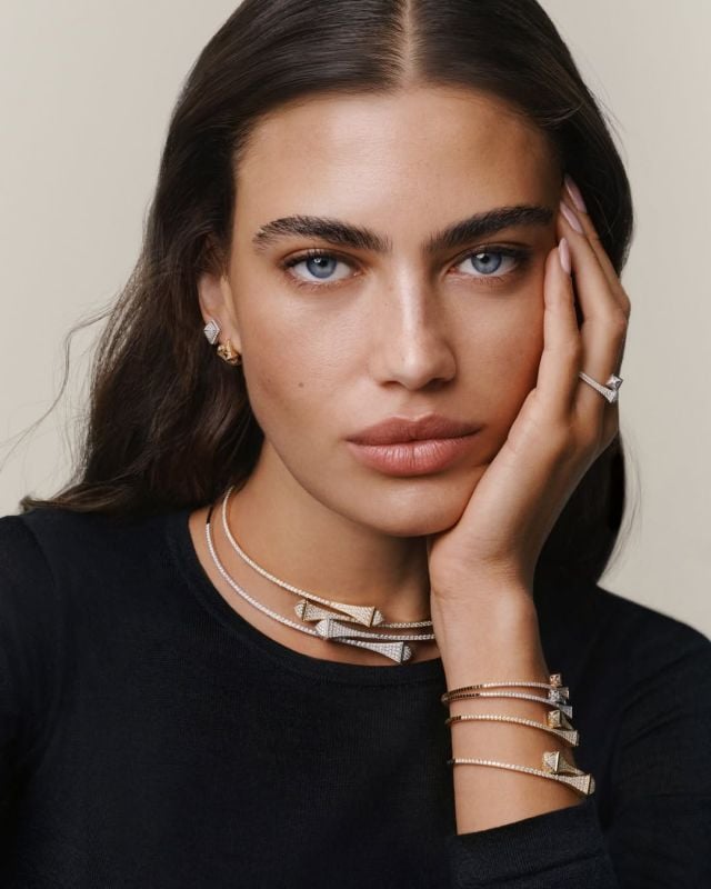 MODERN STACKING سحر تكديس المجوهرات