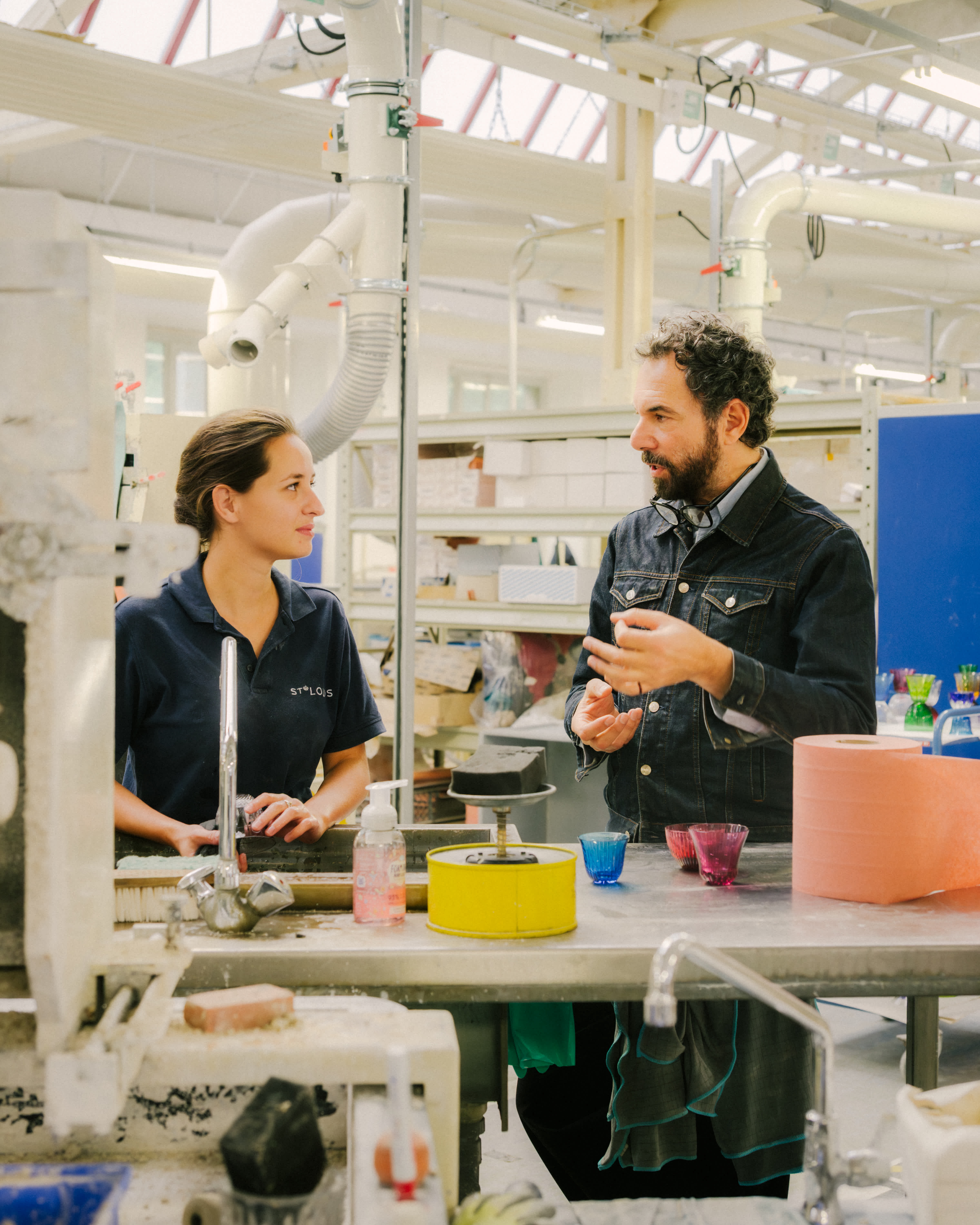 مهارة وإتقان دار سانت لويس في صناعة الكريستال