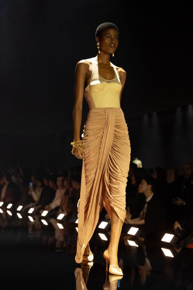 عرض أزياء Schiaparelli لخريف/شتاء 2026-2027