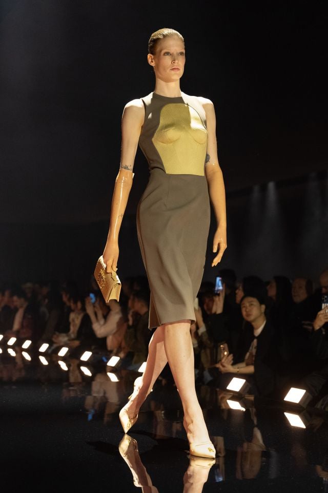 عرض أزياء Schiaparelli لخريف/شتاء 2026-2027