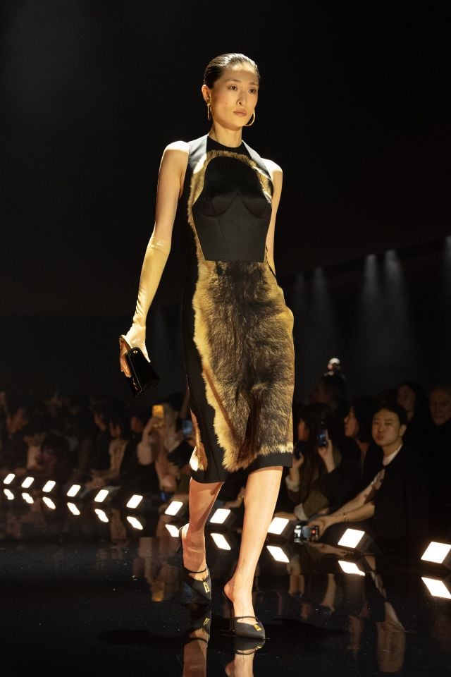 عرض أزياء Schiaparelli لخريف/شتاء 2026-2027