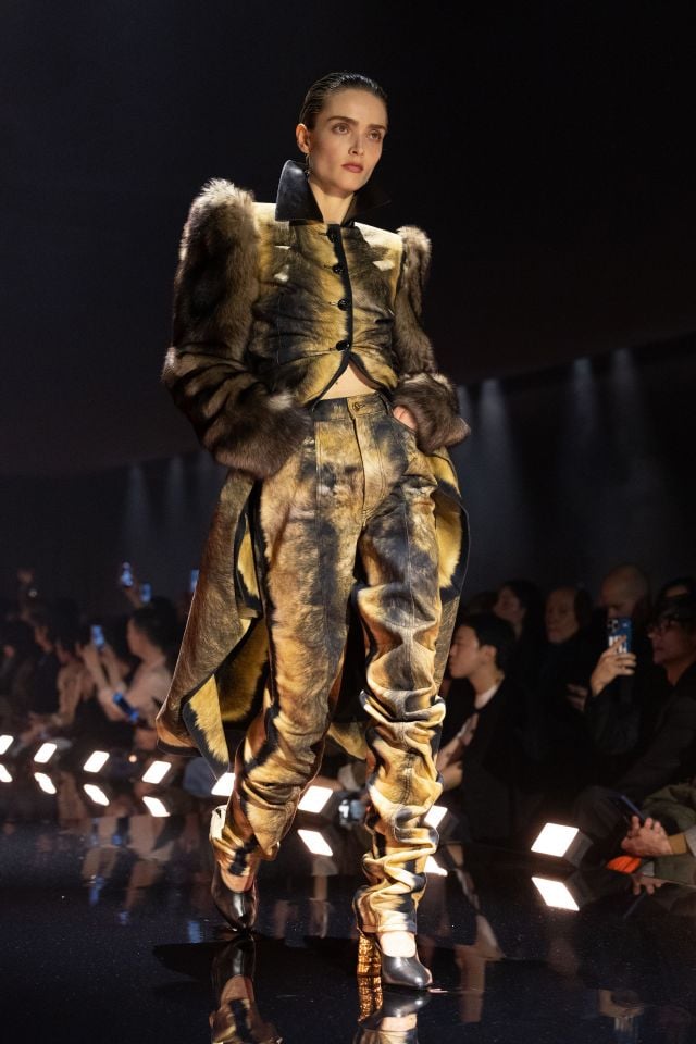 عرض أزياء Schiaparelli لخريف/شتاء 2026-2027