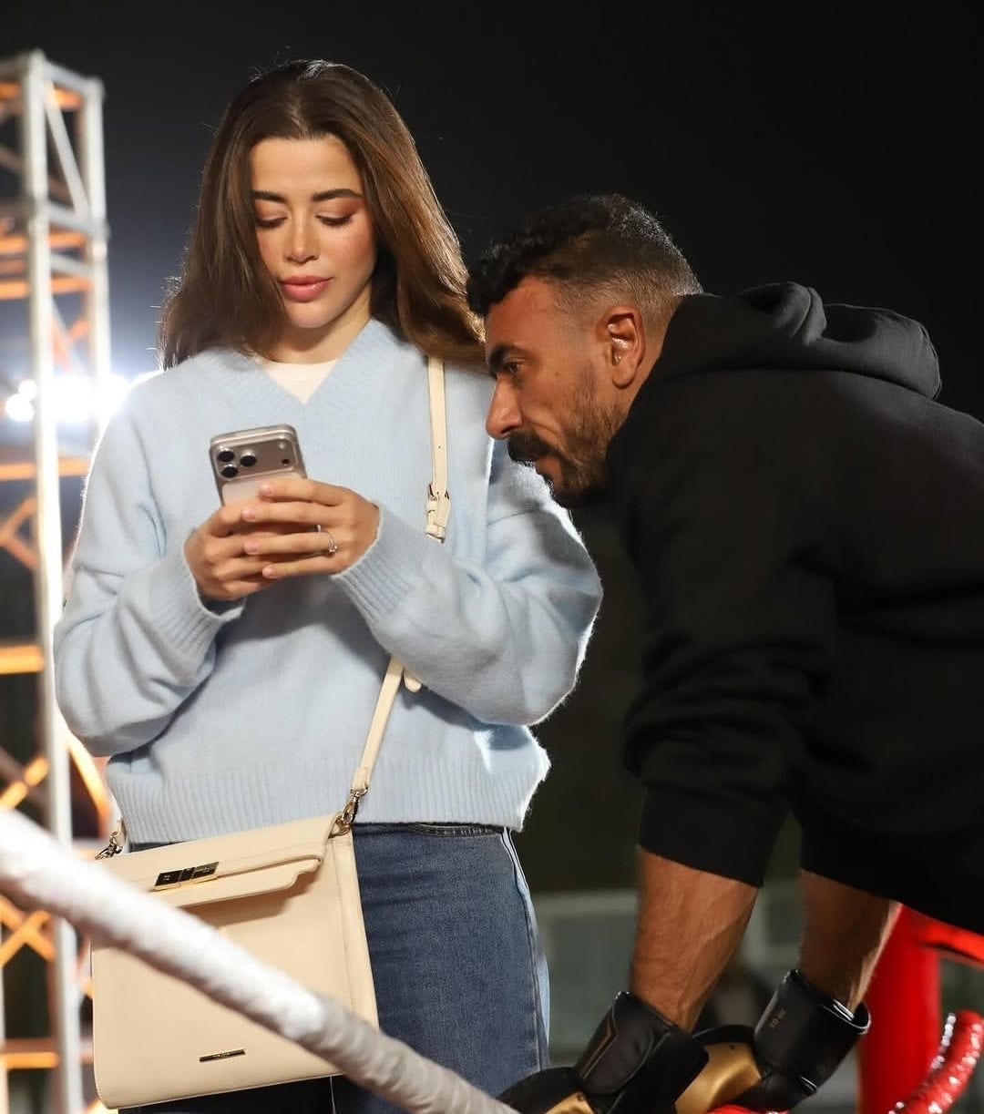 علاقة أحمد العوضي ويارا السكري الى الواجهة من جديد بسبب فيديو