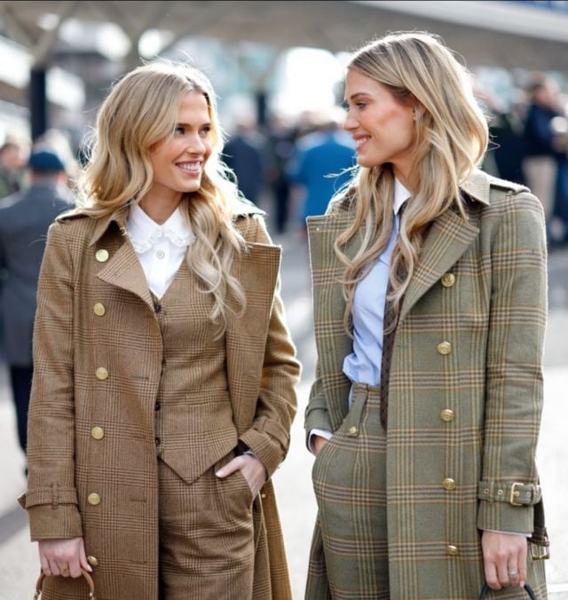 إليزا وأميليا سبنسر بإطلالتين أنيقتين مستوحتين من الأميرة ديانا 