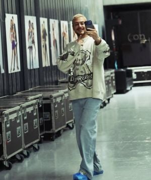 سعد لمجرد يخوض للمرة الأولى تجربة الإخراج (فيديو)