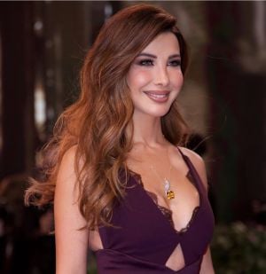 أسرار أناقة نانسي عجرم: 5 صيحات فساتين تخطف الأنظار