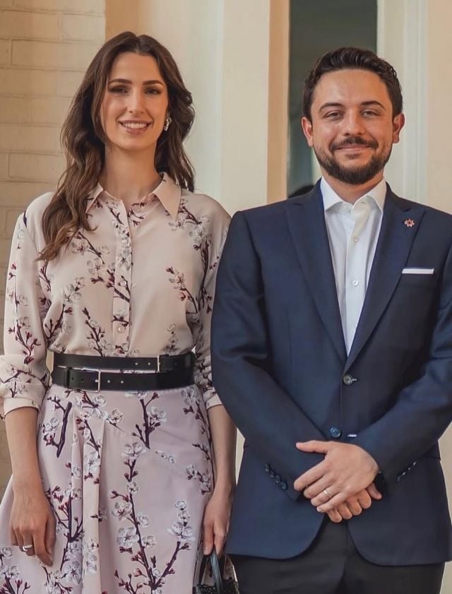 الأزياء المنقشة تميز اطلالة الأميرة رجوة 