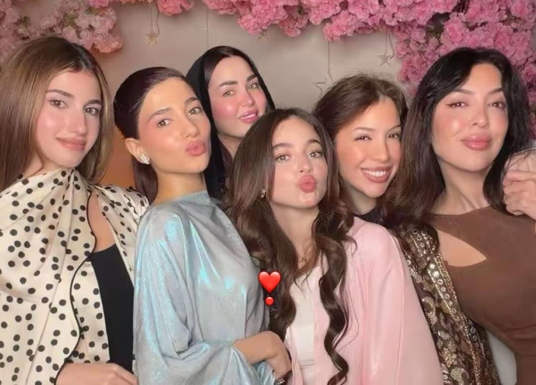 بيسان إسماعيل وشيرين ونارين بيوتي على الإفطار معاً... إطلالات شرقية تخطف الأنظار