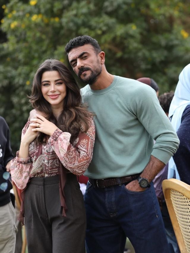 يارا السكري بإطلالة كلاسيكية بدرجات ترابية… أناقة هادئة وعملية