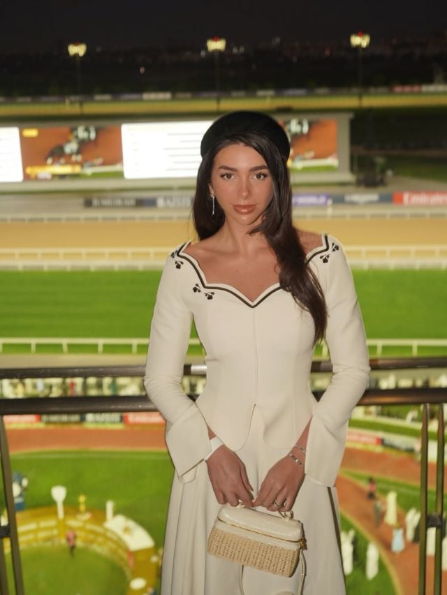 رينا عريس: تناغم الألوان بإطلالة متوازنة