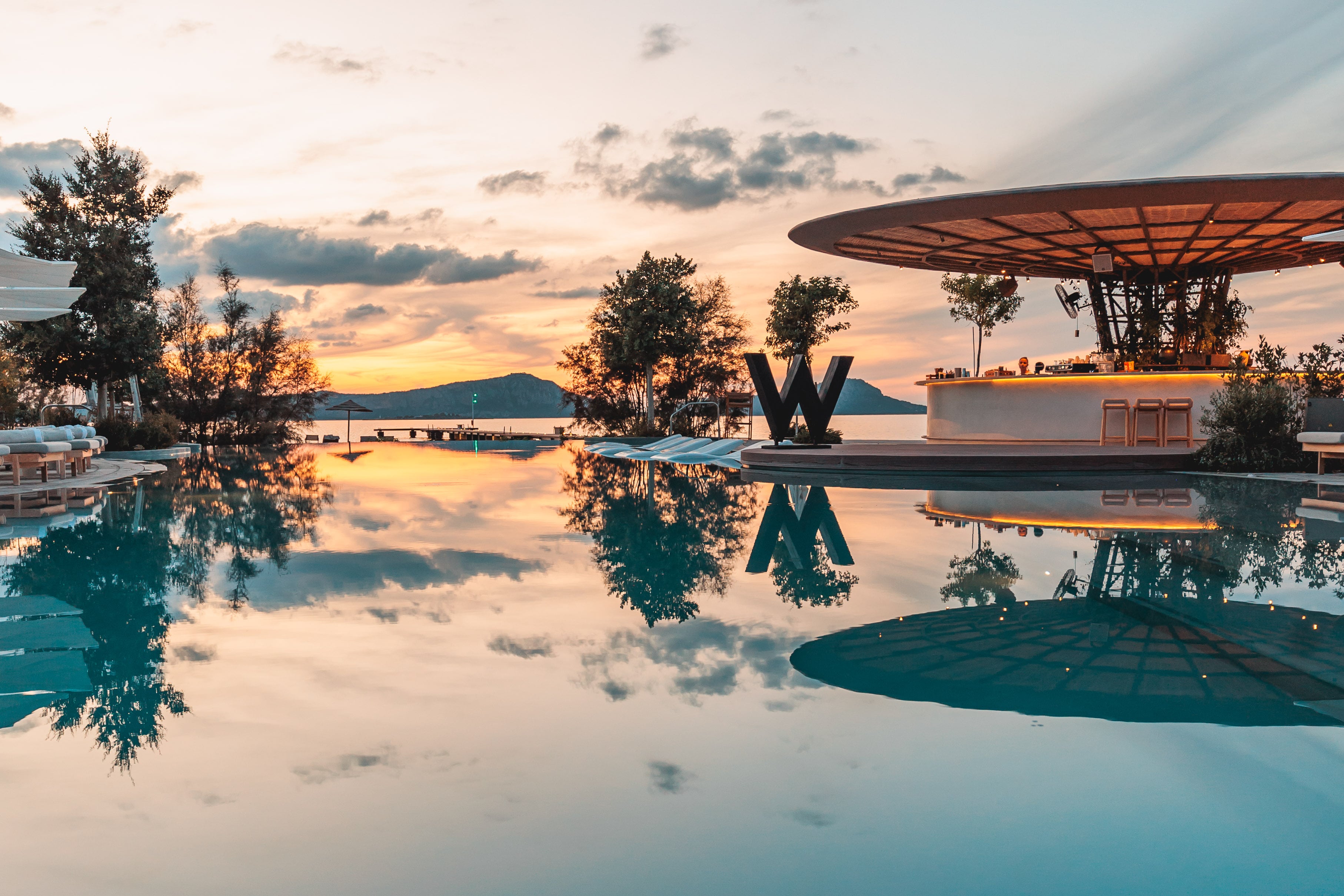 فندق دبليو كوستا نافارينو