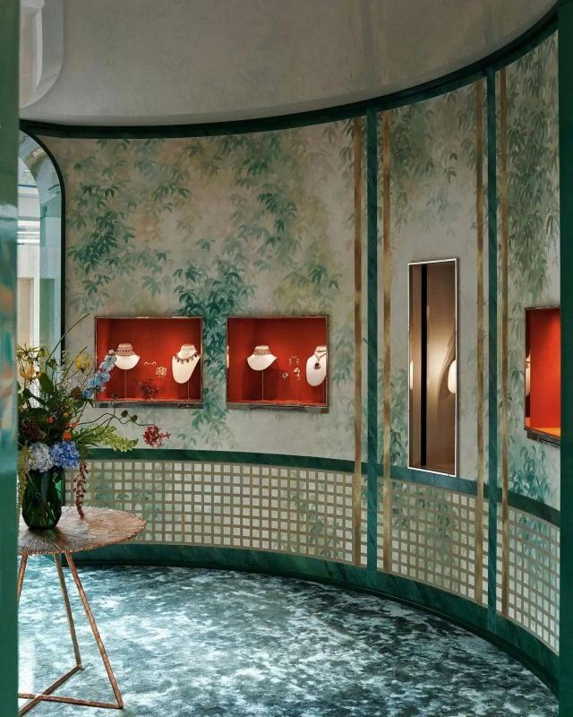 من حفل مجموعة 