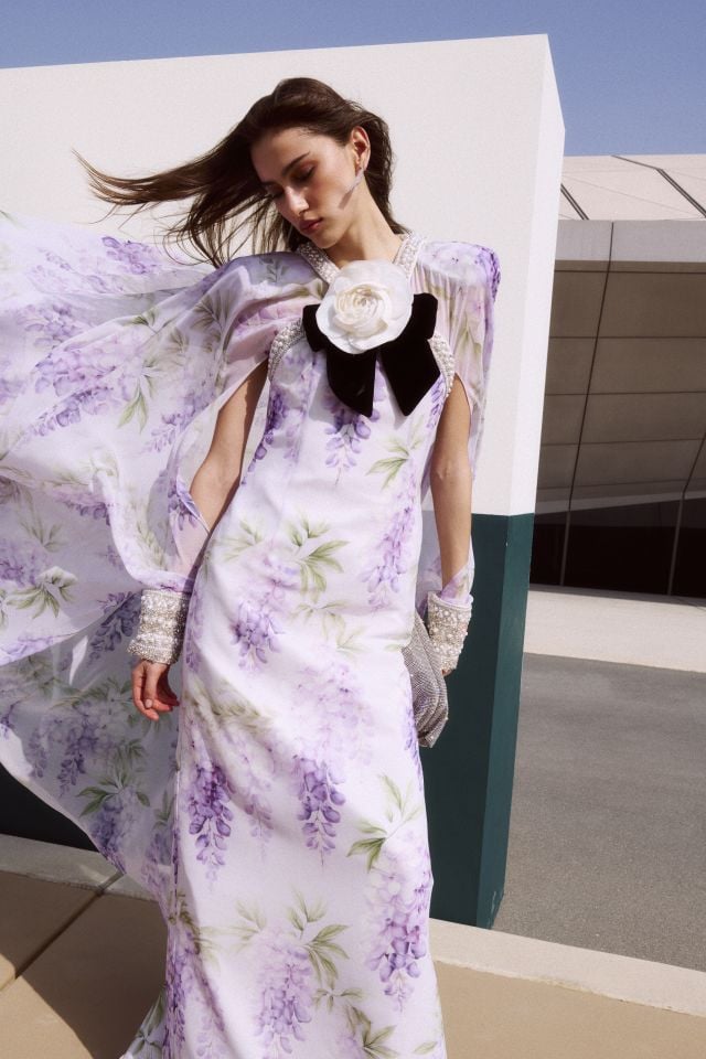 Harvey Nichols من مجموعة يوم الزفاف