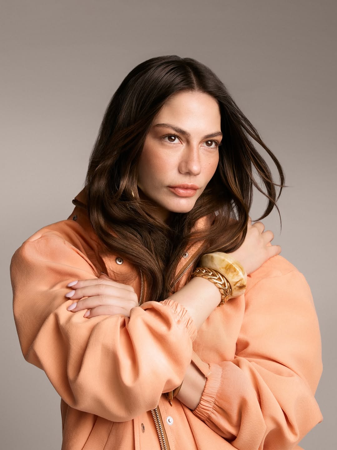 ديميت أوزديمير بصيحة فساتين النوم