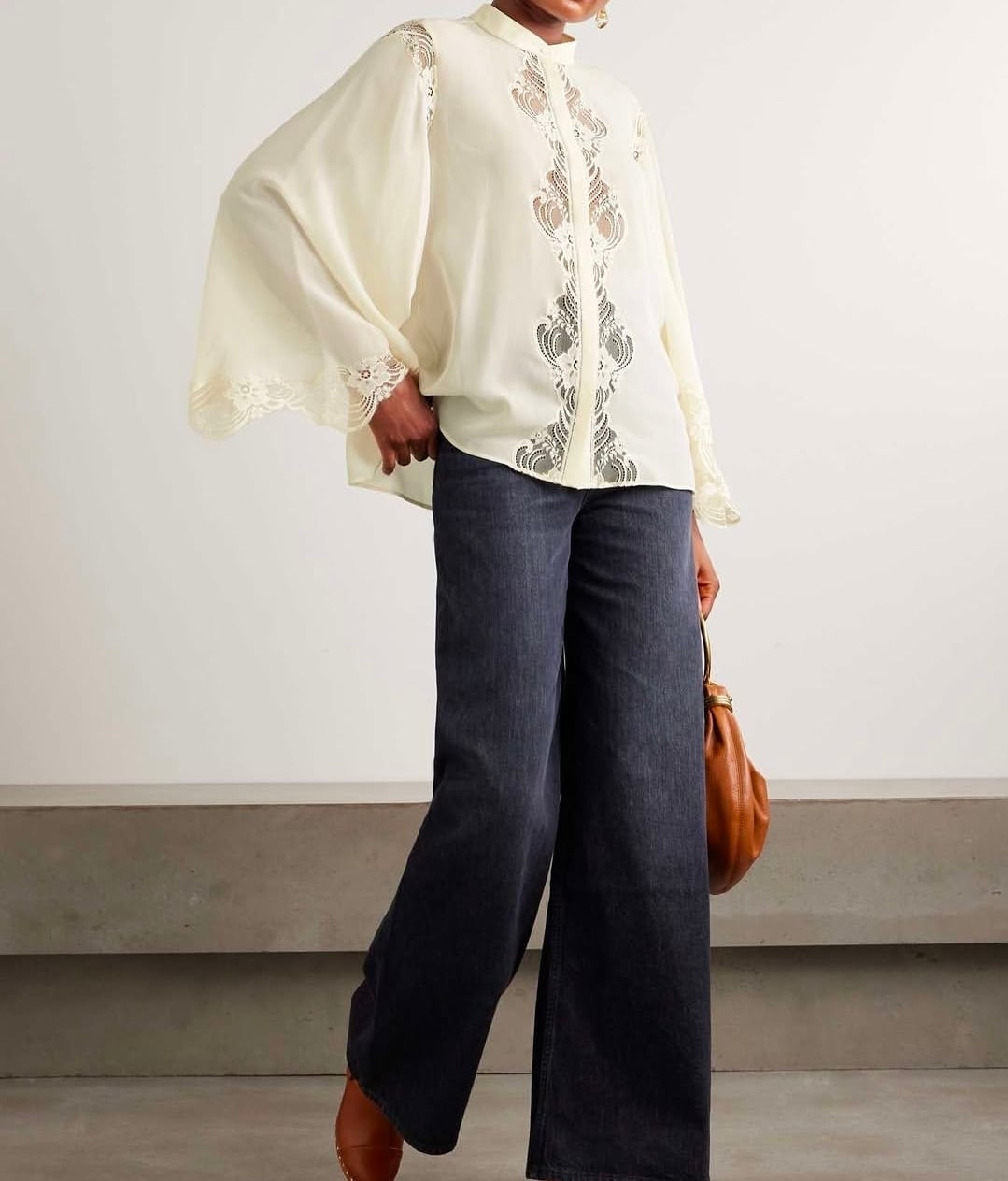 الاميرة رجوة بقميص من دار كلوي